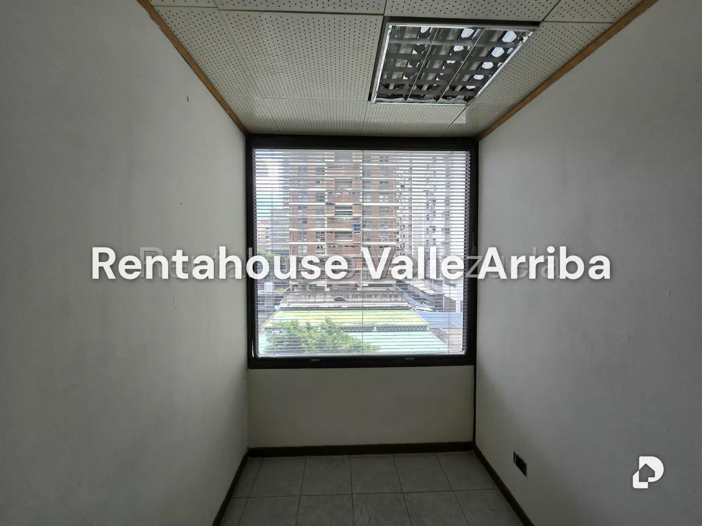 Oficina en Chacao, Caracas – 12