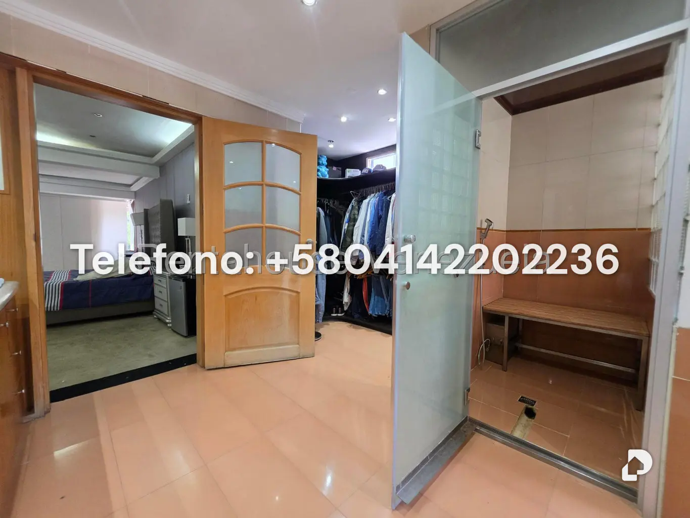 Casa en El Cafetal, Caracas – 24