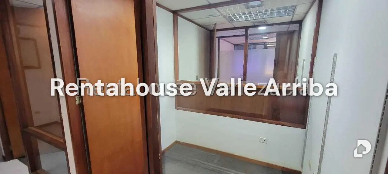 Local comercial en El Rosal, Caracas – 7