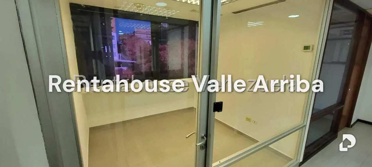 Local comercial en El Rosal, Caracas – 8