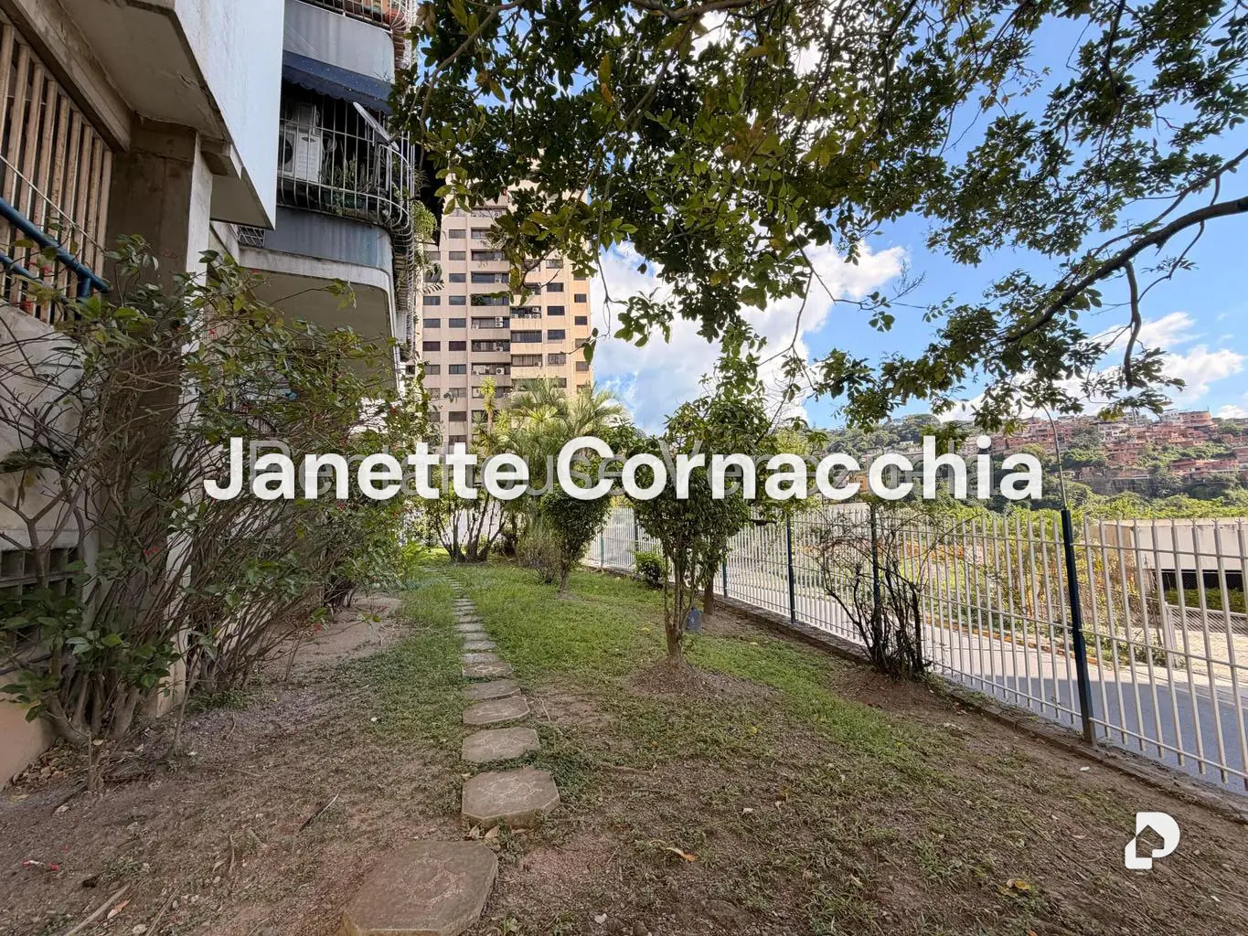 Apartamento en Lomas del Avila, Caracas – 23