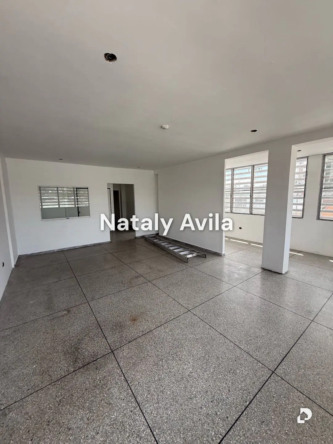 Local comercial en Santa Cecilia, Valencia – 4
