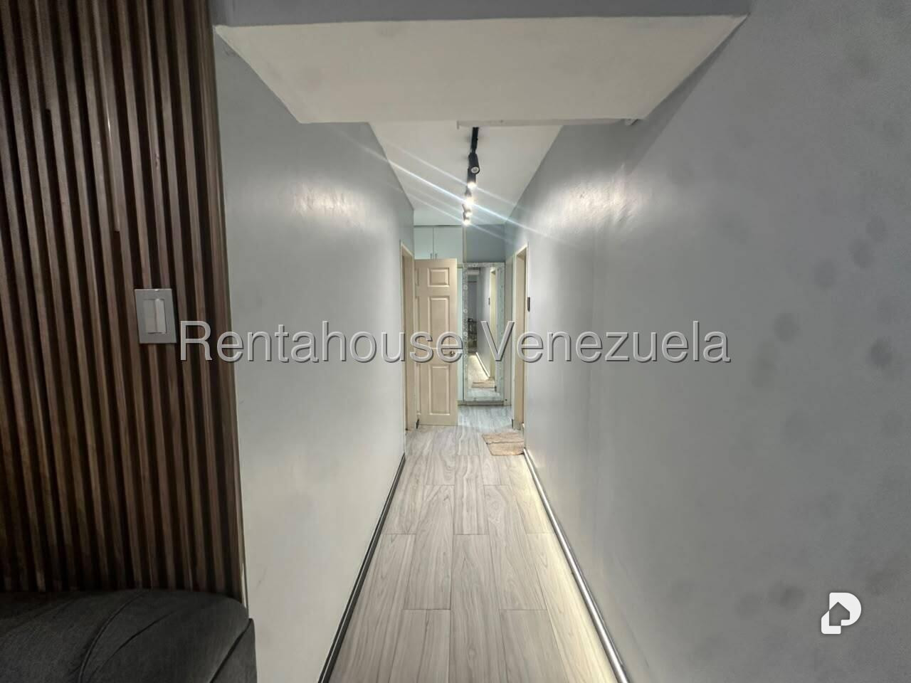 Apartamento en El Valle, Caracas – 10
