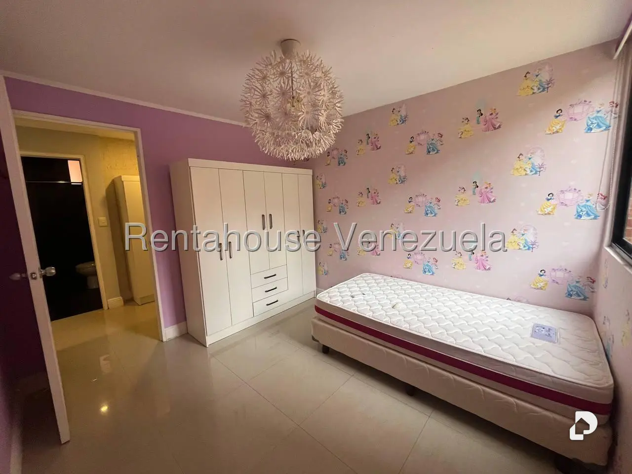 Apartamento en Colinas de La Tahona, Caracas – 17