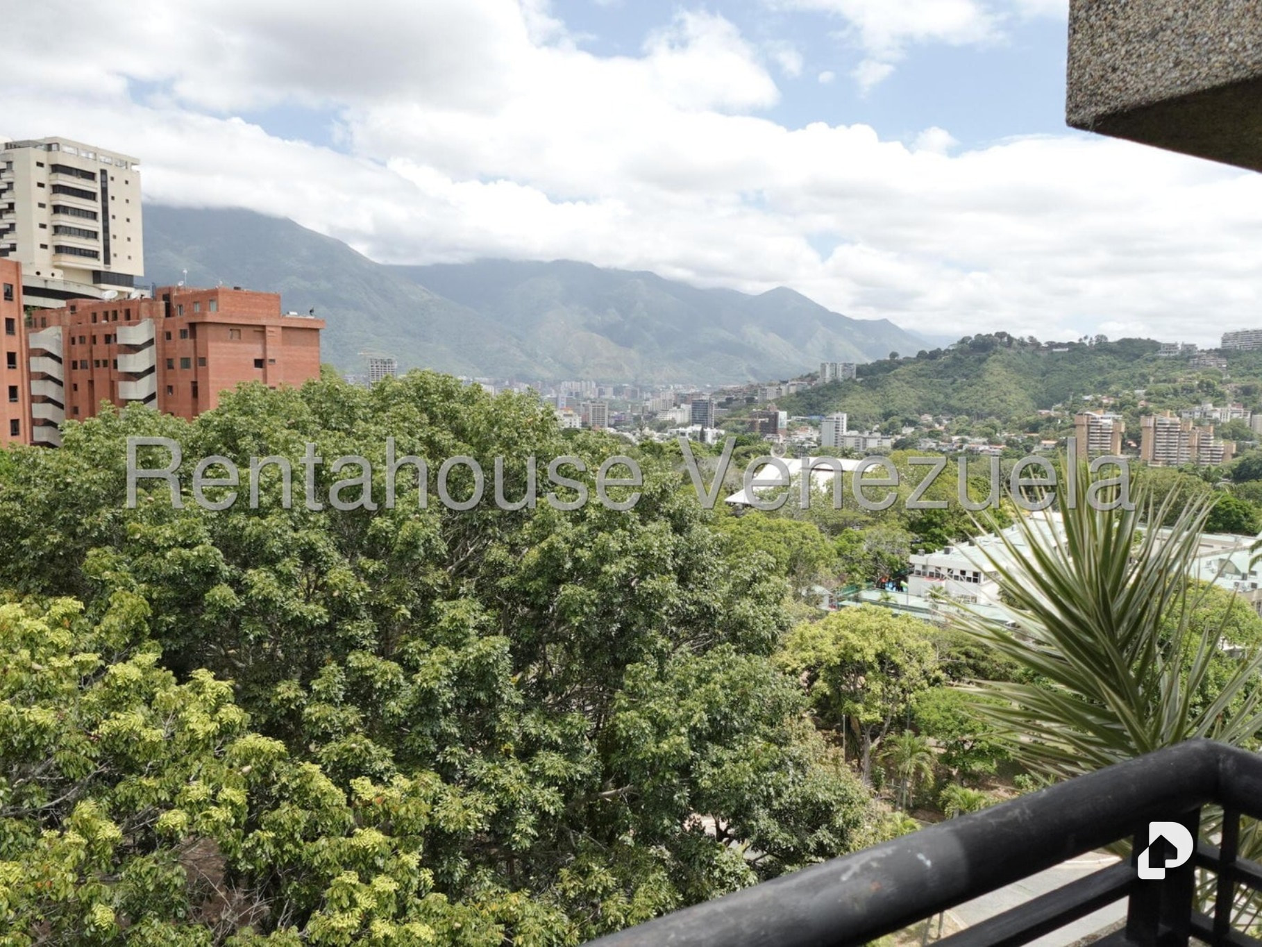 Apartamento en Colinas de Valle Arriba, Caracas