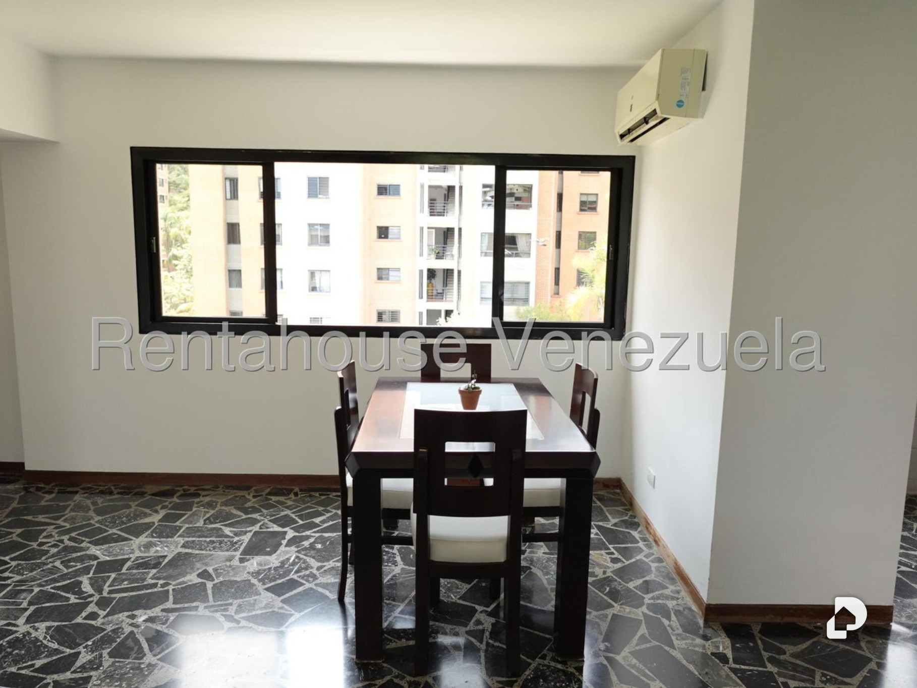 Apartamento en Colinas de Valle Arriba, Caracas