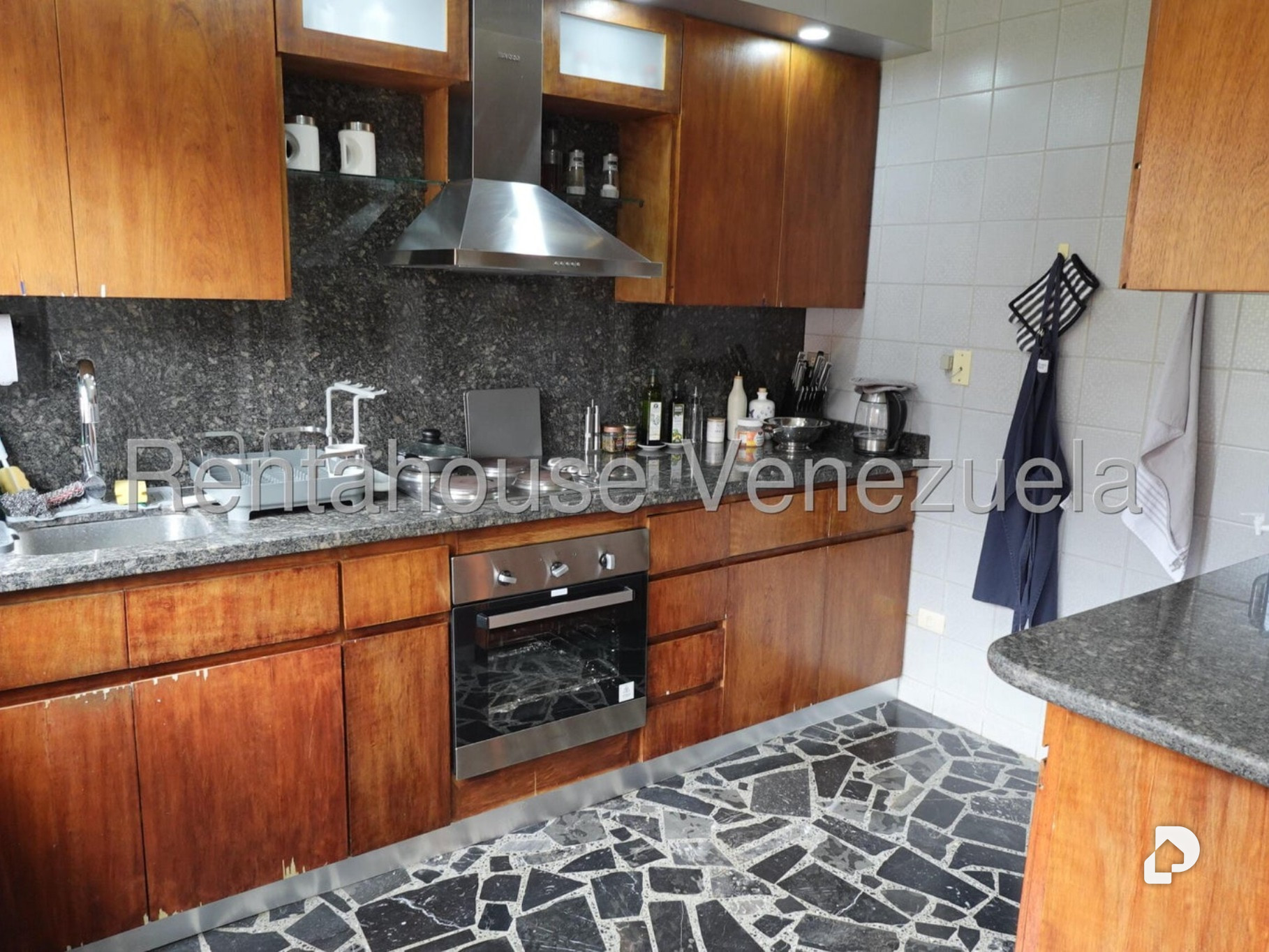 Apartamento en Colinas de Valle Arriba, Caracas