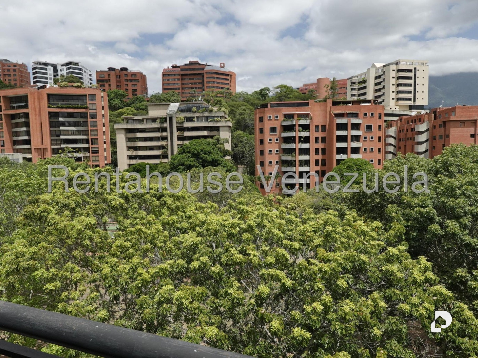 Apartamento en Colinas de Valle Arriba, Caracas