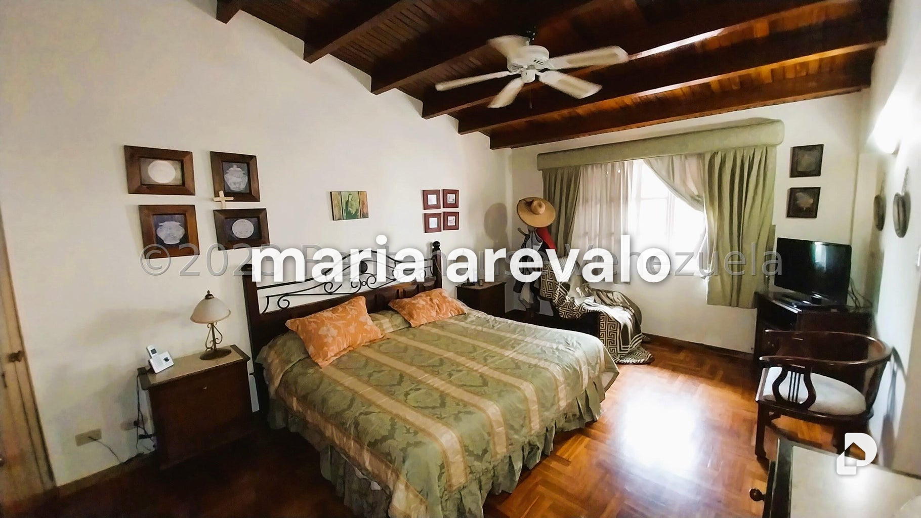 Casa en Alto Prado, Caracas – 13