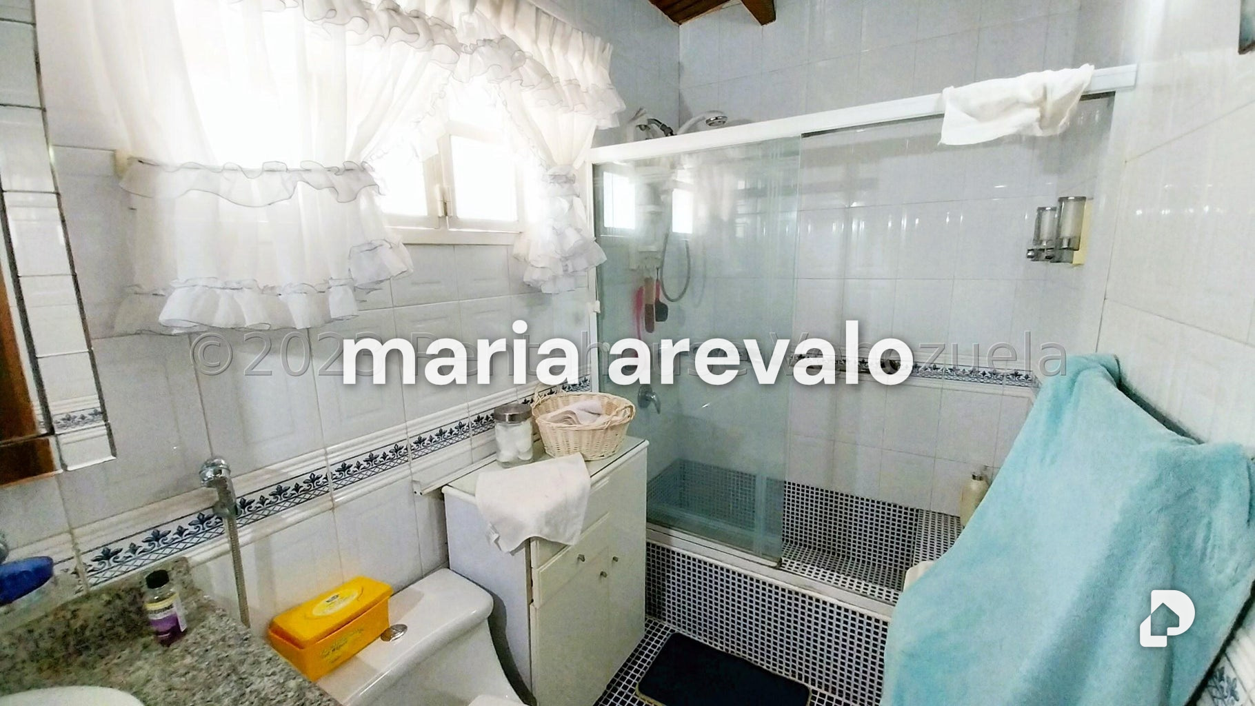Casa en Alto Prado, Caracas – 17