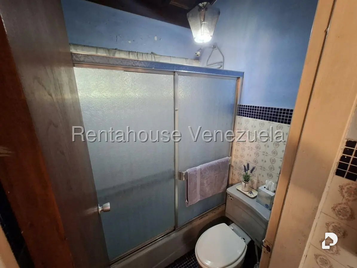 Casa en Prados del Este, Caracas – 21