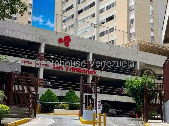 Apartment in Santa Fe, Caracas - 1