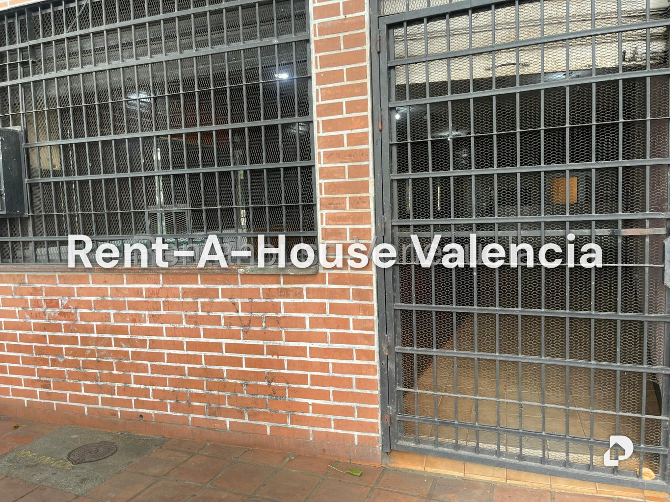 Local comercial en Avenida Bolivar Norte, Valencia – 15