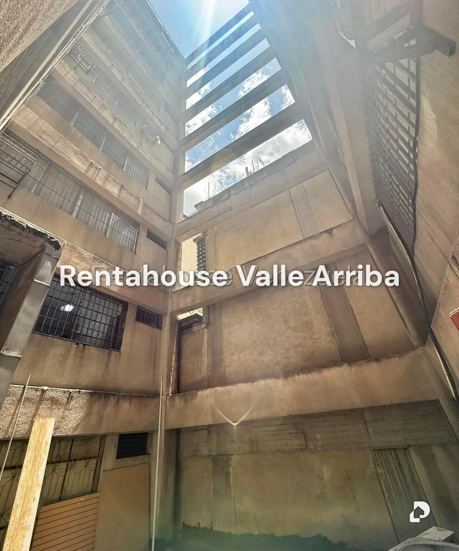 Edificio en Centro, Caracas – 12