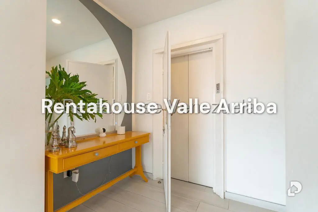 Apartamento en Country Club, Caracas – 1