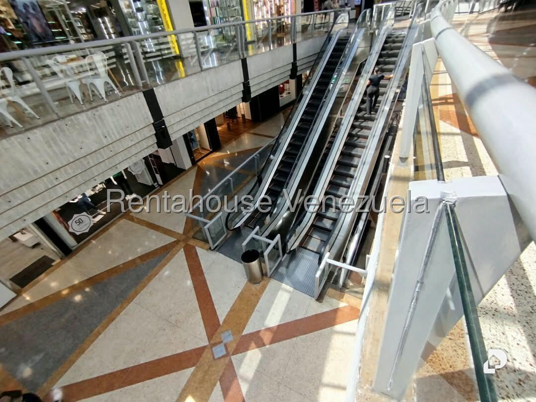 Local comercial en Boleíta Norte, Caracas – 5