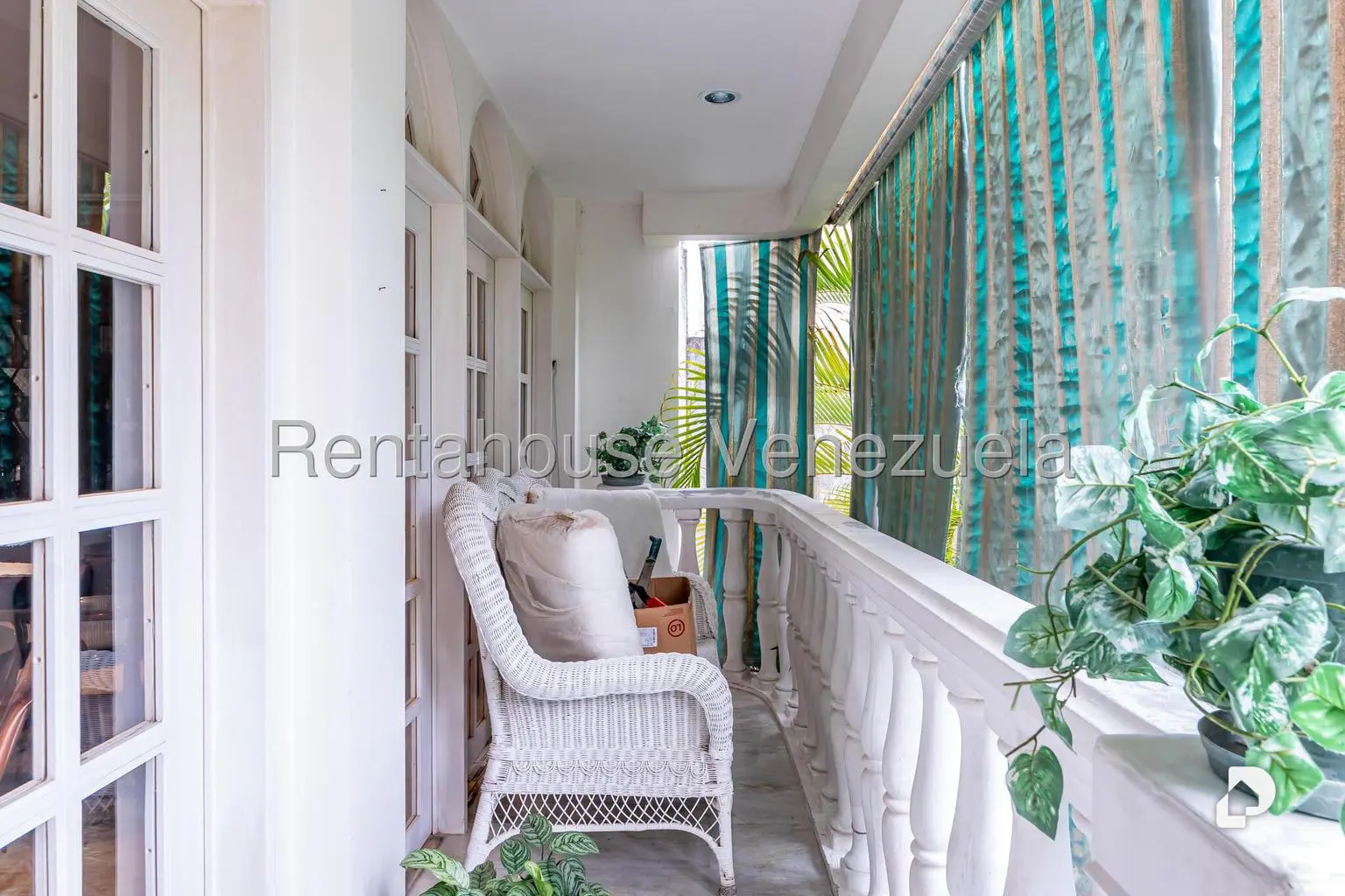 Casa en Lomas de Prados del Este, Caracas – 12