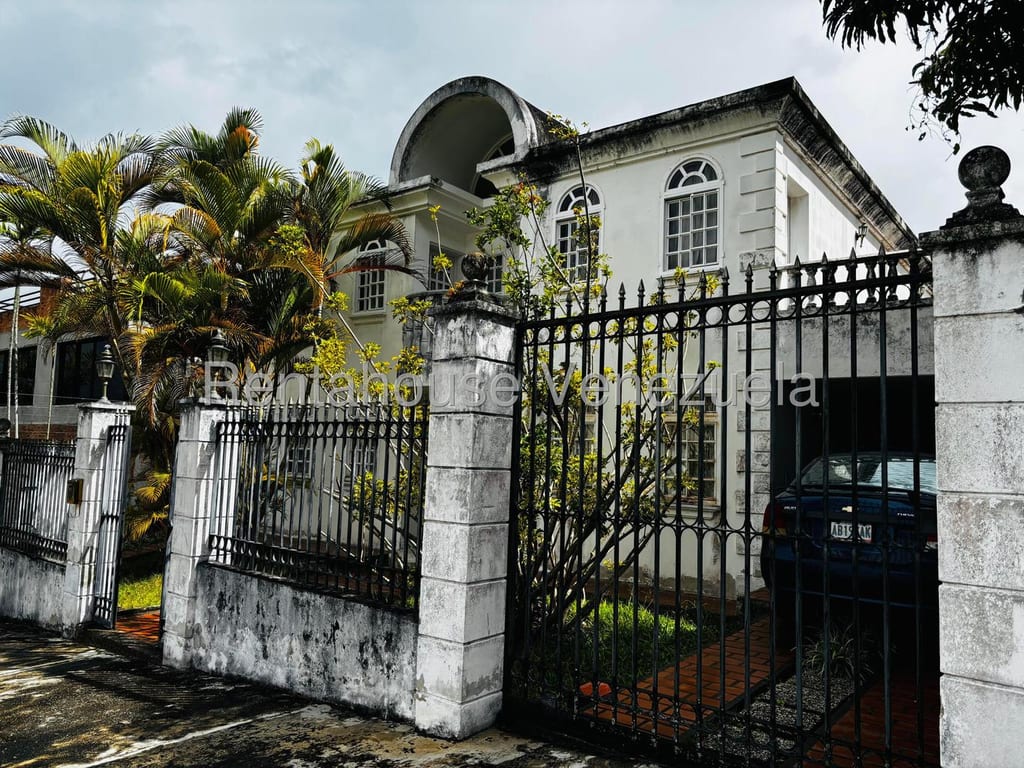 Casa en Lomas de Prados del Este, Caracas - 1