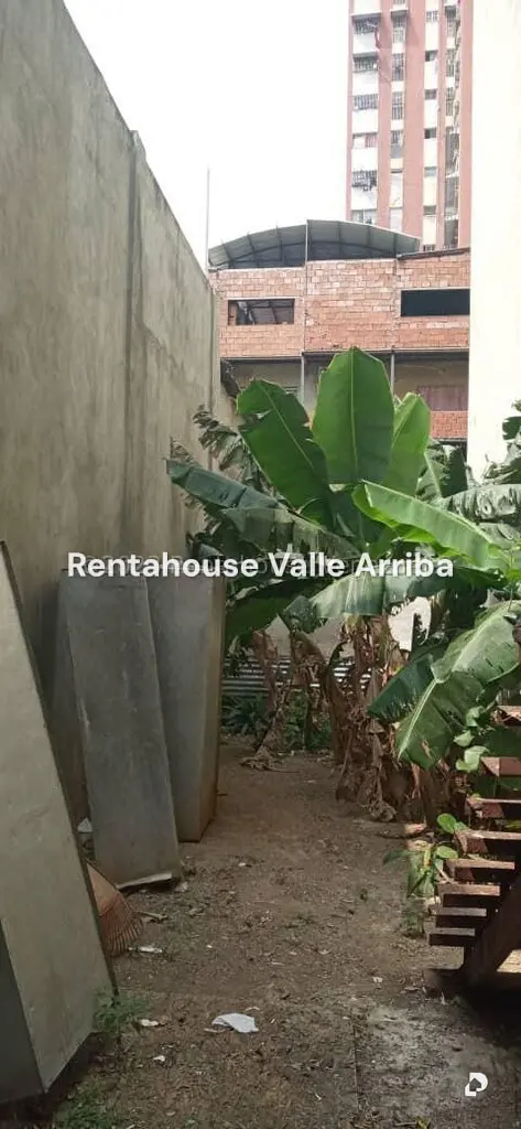 Casa en Parroquia Santa Rosalía, Caracas – 17