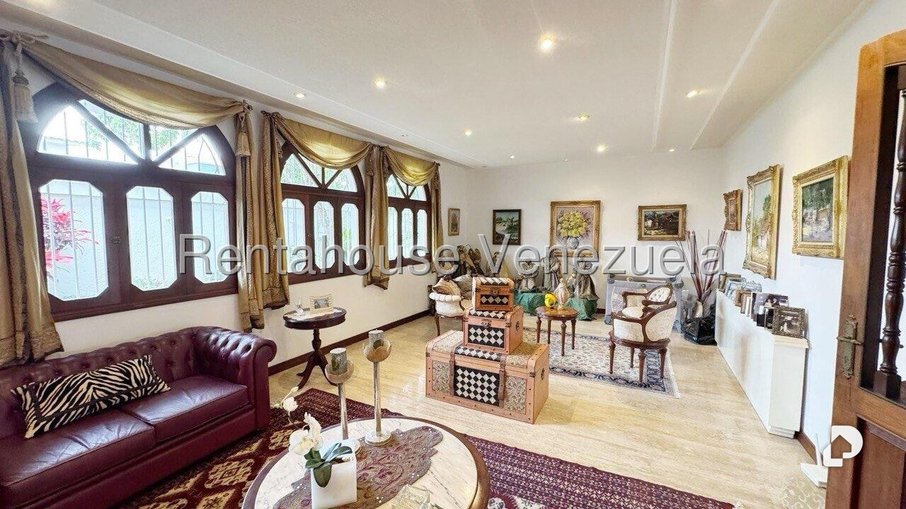 Casa en Lomas de La Lagunita, Caracas – 9