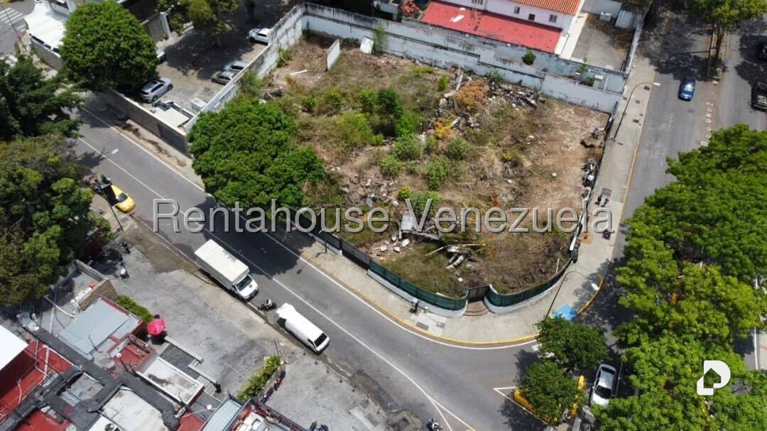 Terreno en Altamira, Caracas – 4