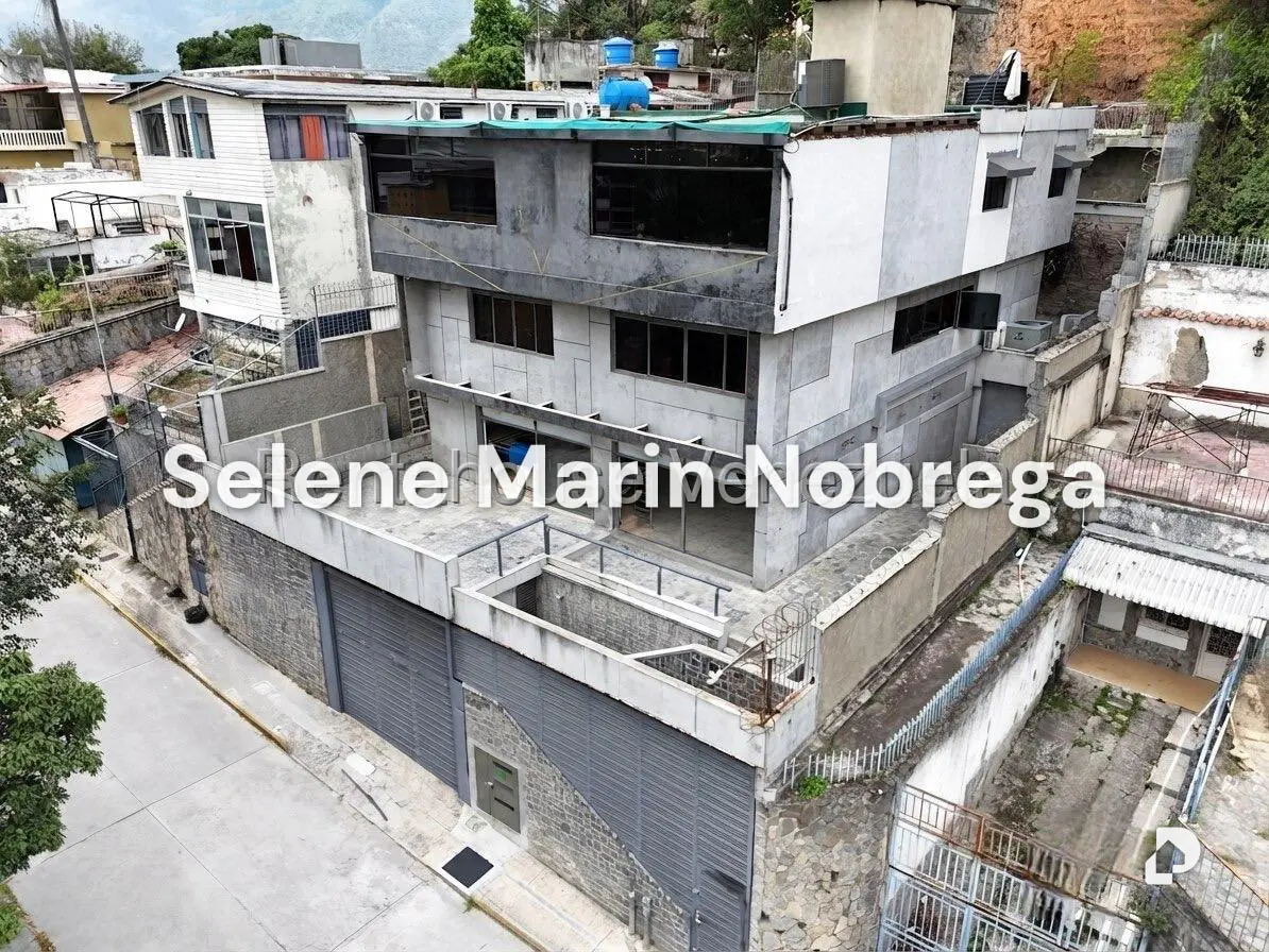 Local comercial en Los Chaguaramos, Caracas – 1