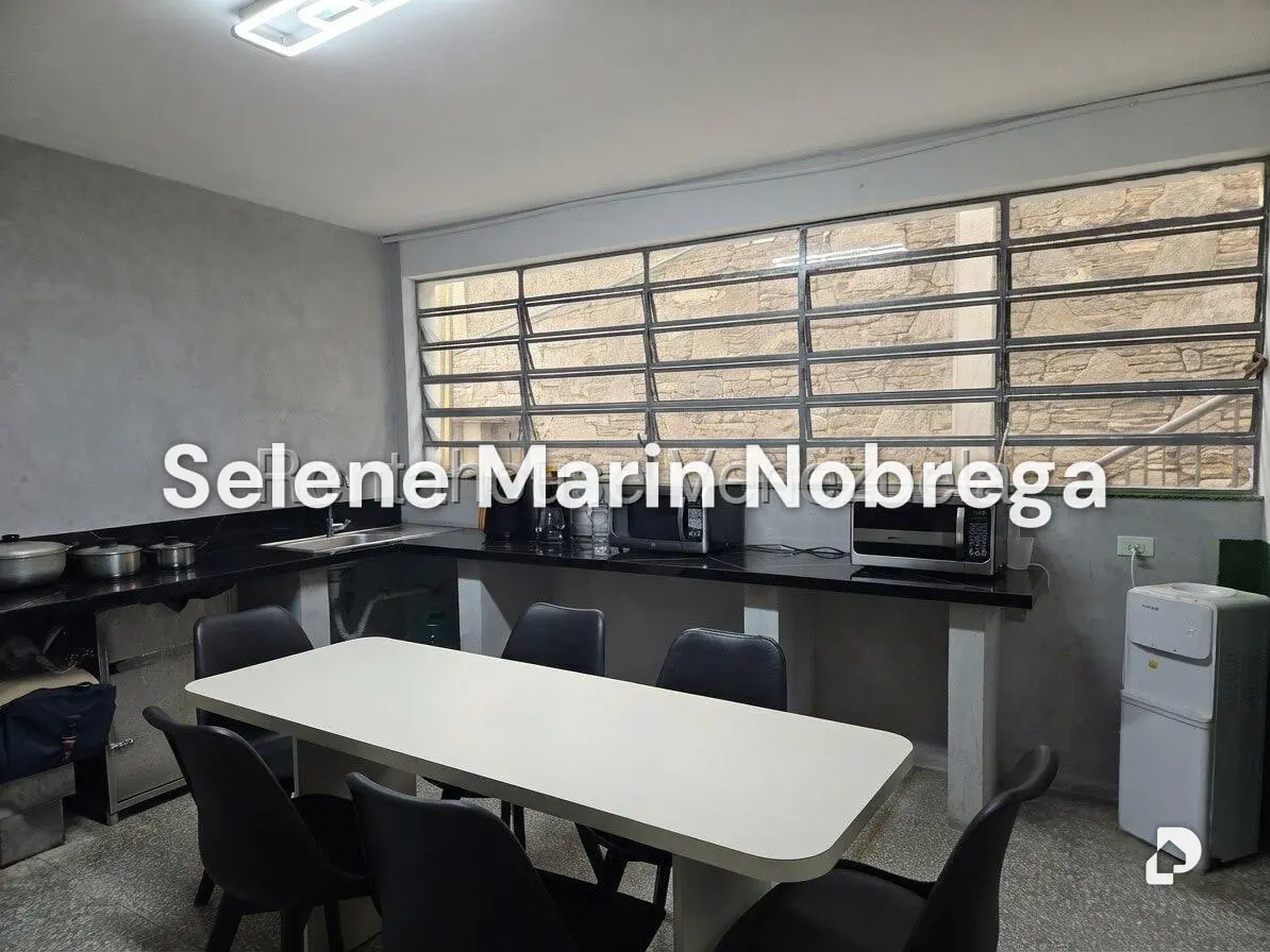Local comercial en Los Chaguaramos, Caracas – 14