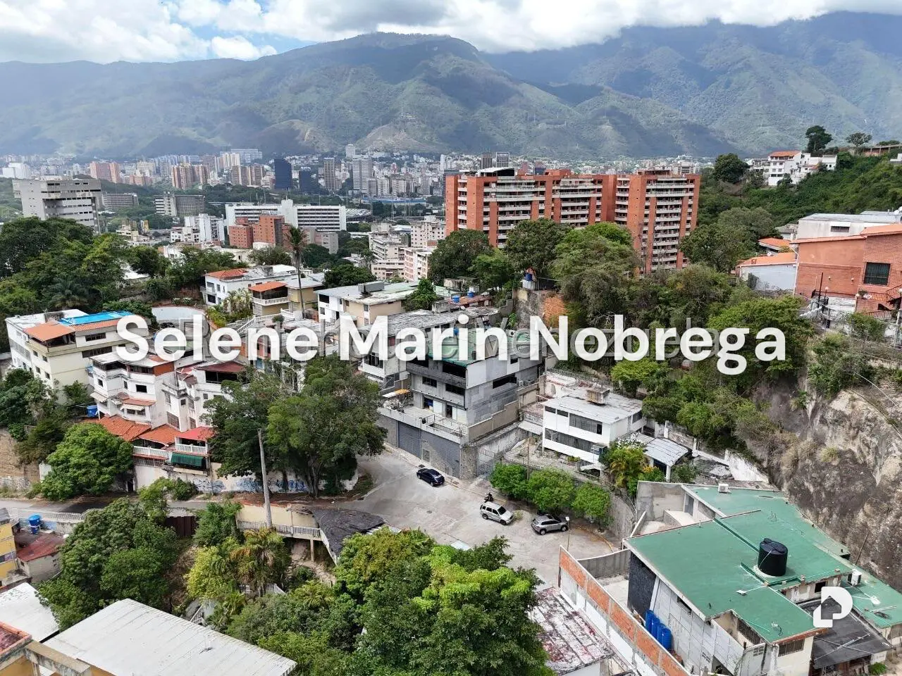 Local comercial en Los Chaguaramos, Caracas – 8
