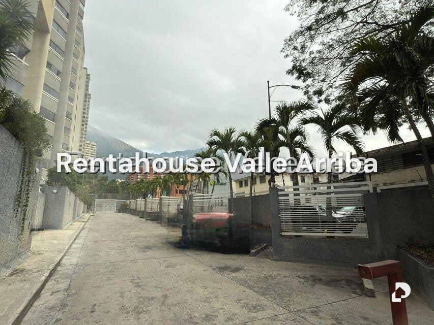 Local comercial en Los Dos Caminos, Caracas – 17