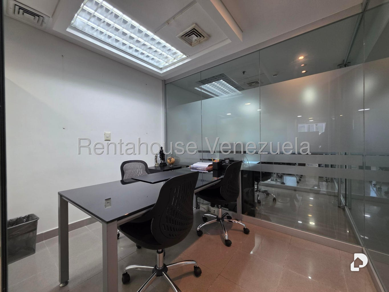 Oficina en El Rosal, Caracas – 8
