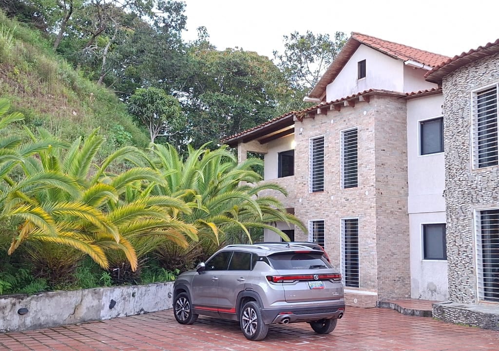 Townhouse en Colinas de Carrizal, Altos Mirandinos - 1