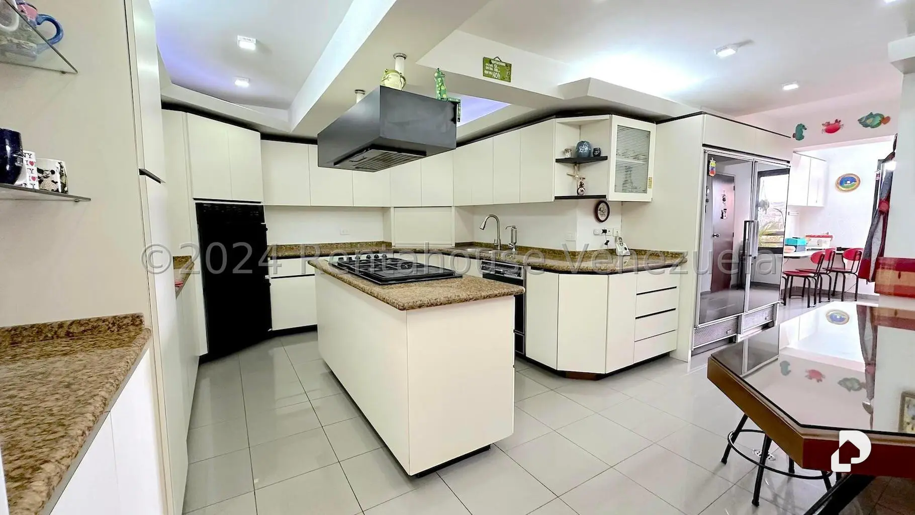 Apartamento en El Pedregal, Caracas – 23