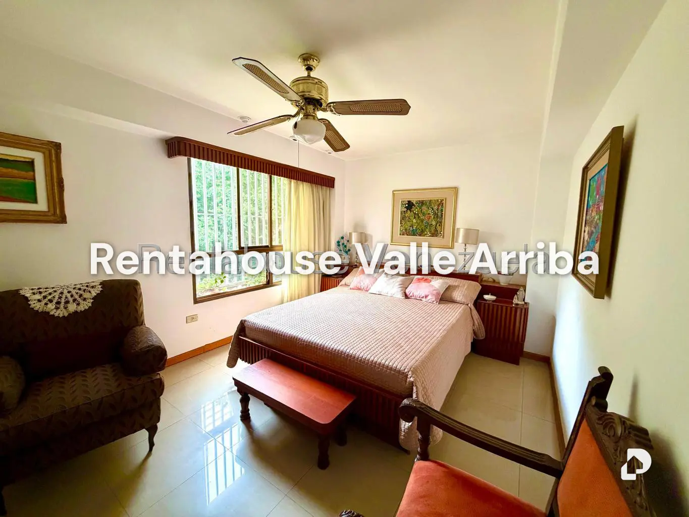 Apartamento en Las Mesetas de Santa Rosa de Lima, Caracas – 17