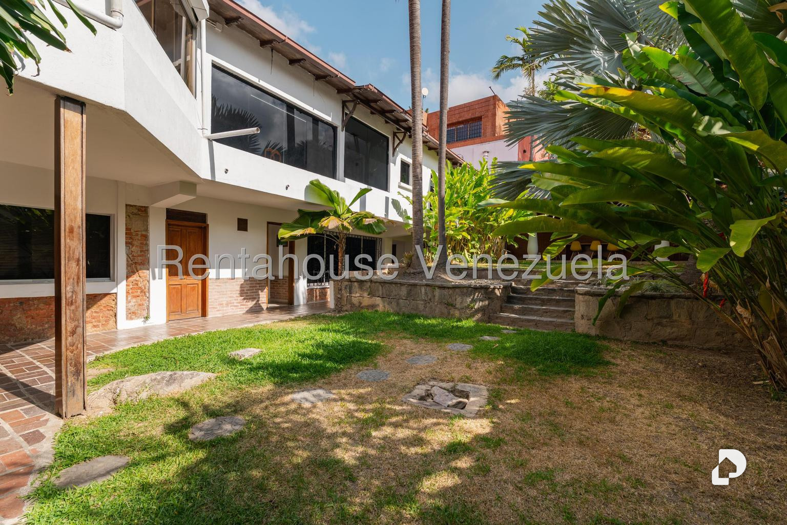 Casa en Altamira, Caracas – 1