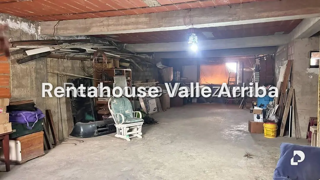 Terreno en Los Guayabitos, Caracas – 26