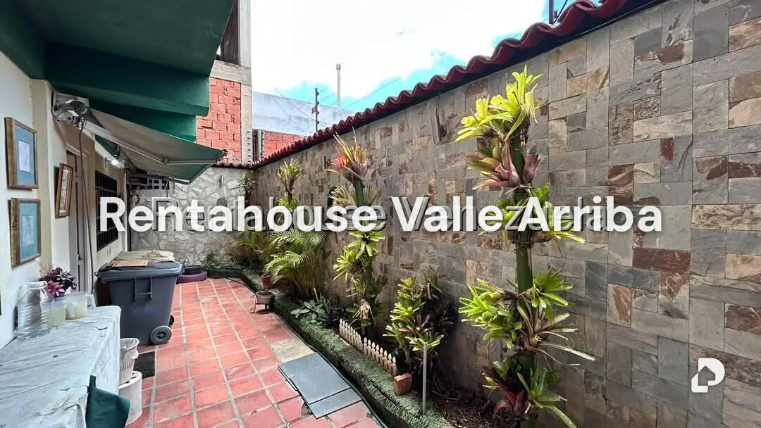 Terreno en Los Guayabitos, Caracas – 11