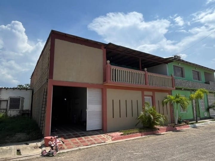Casa en Urb. Los olivos, Cumaná - 1