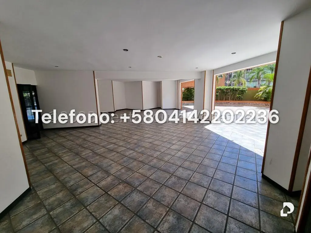 Apartamento en Campo Alegre, Caracas – 25