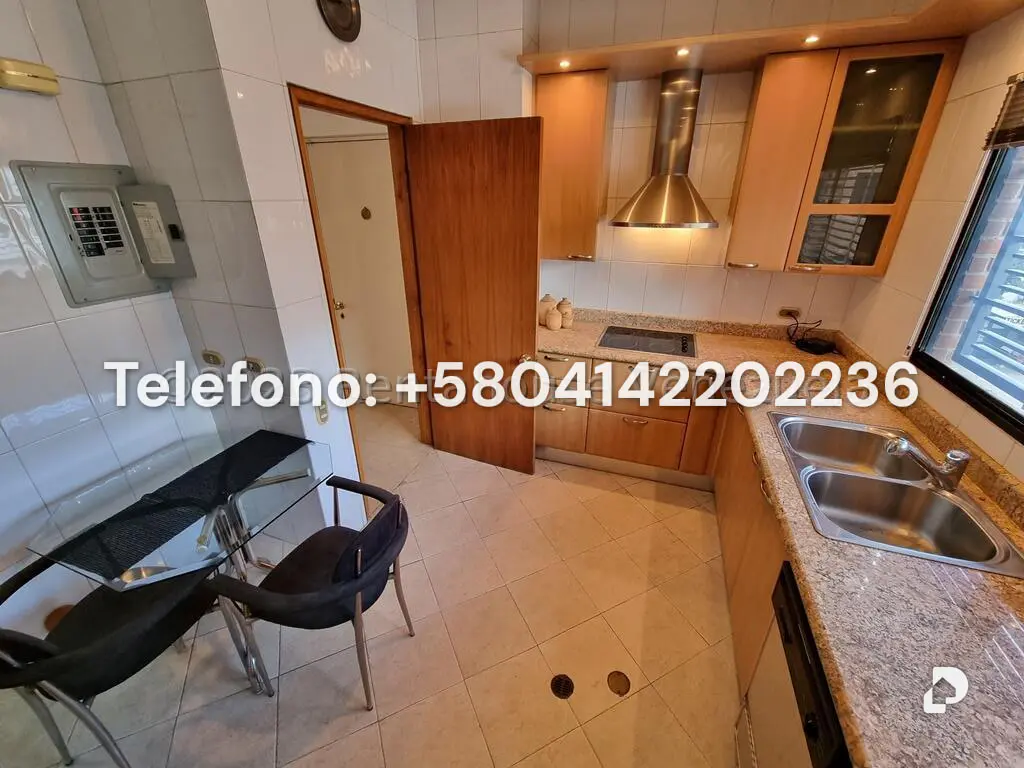 Apartamento en Campo Alegre, Caracas – 8