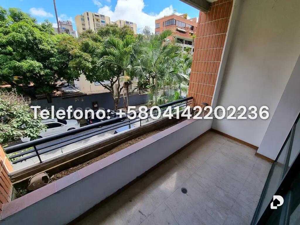 Apartamento en Campo Alegre, Caracas – 23