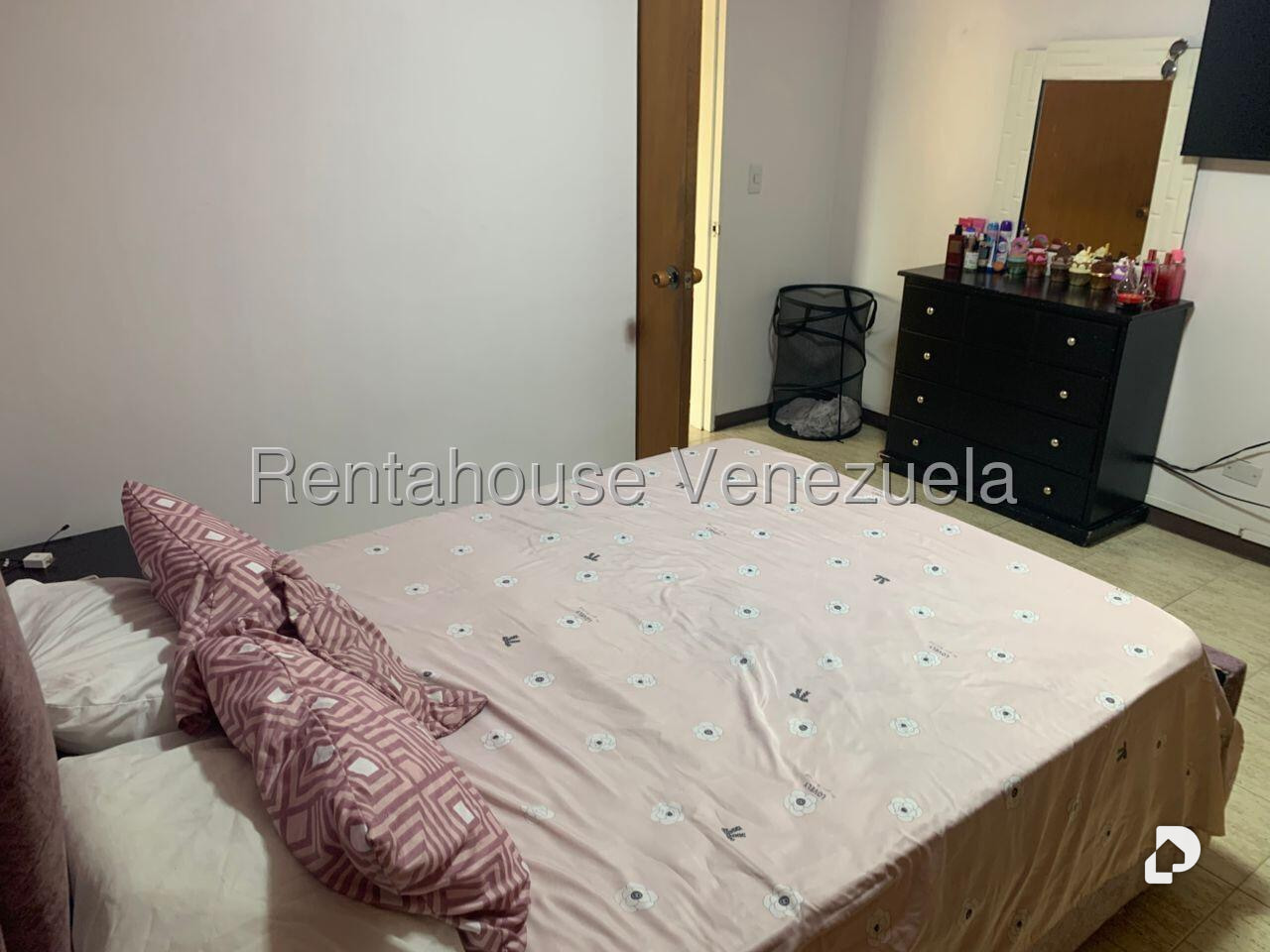 Apartamento en El Paraíso, Caracas – 16