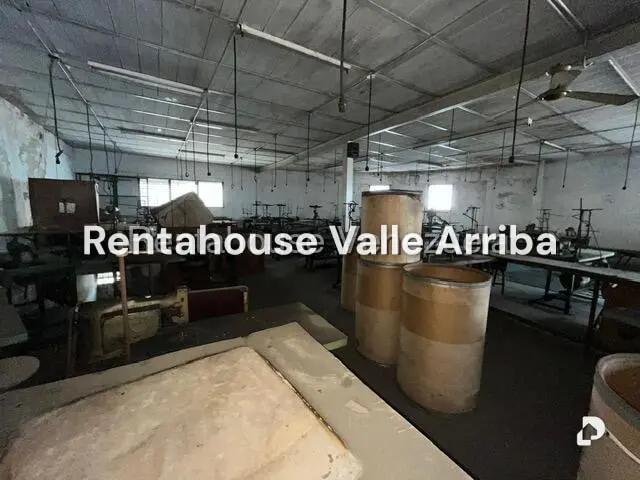 Local comercial en La Pastora, Caracas – 12