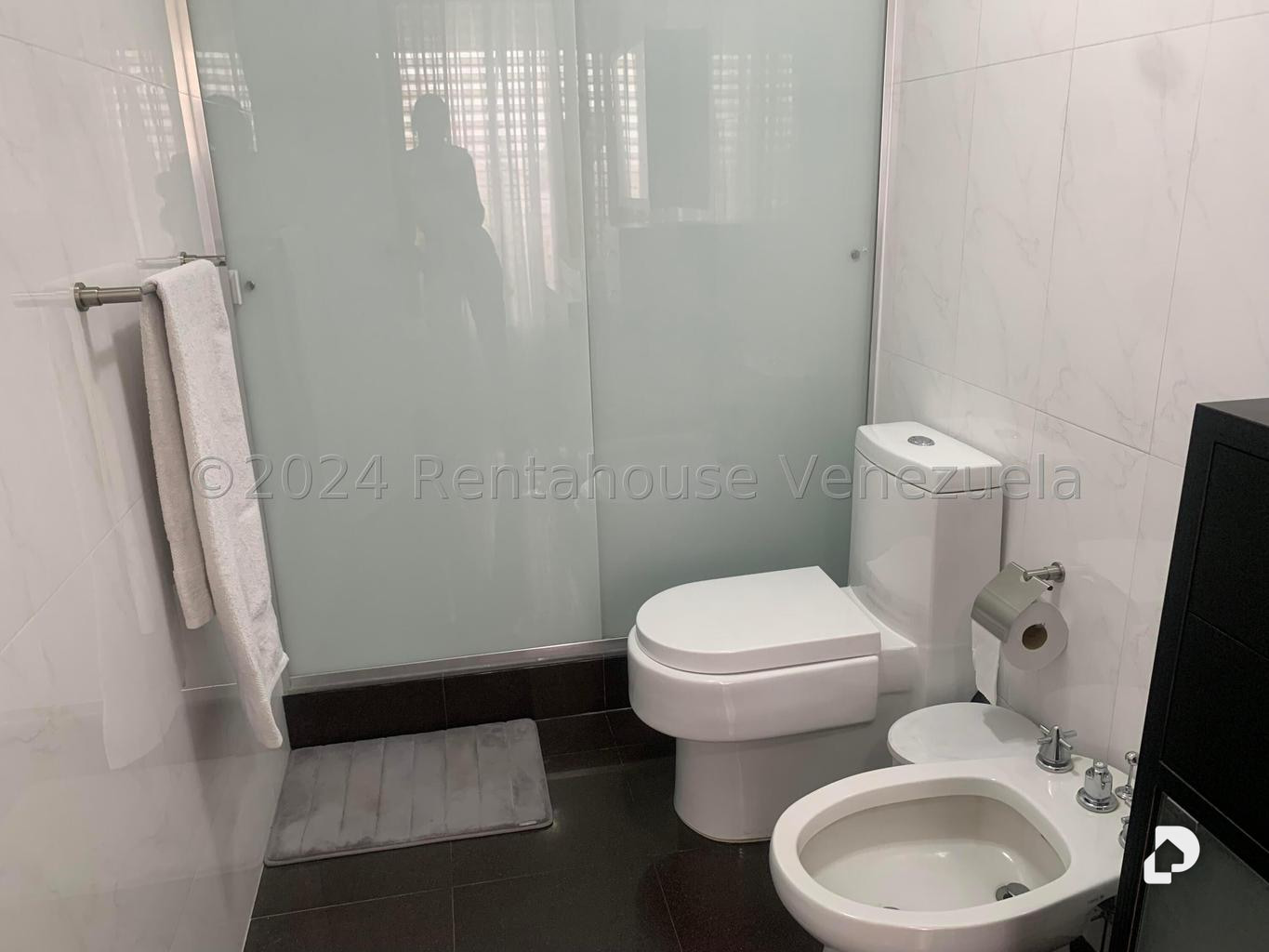 Apartamento en Altamira, Caracas – 13