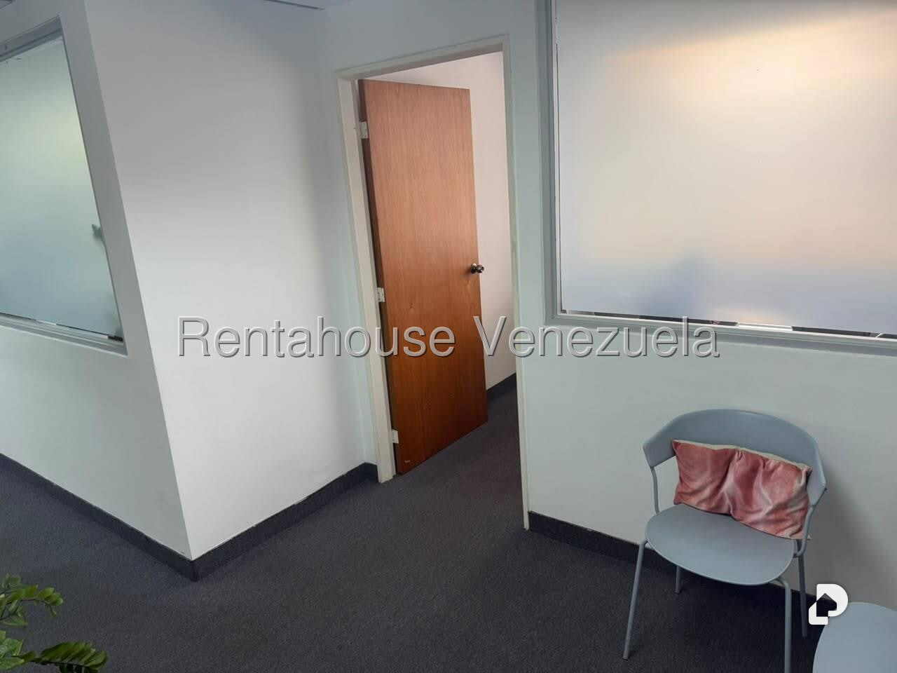 Oficina en Santa Paula, Caracas – 11