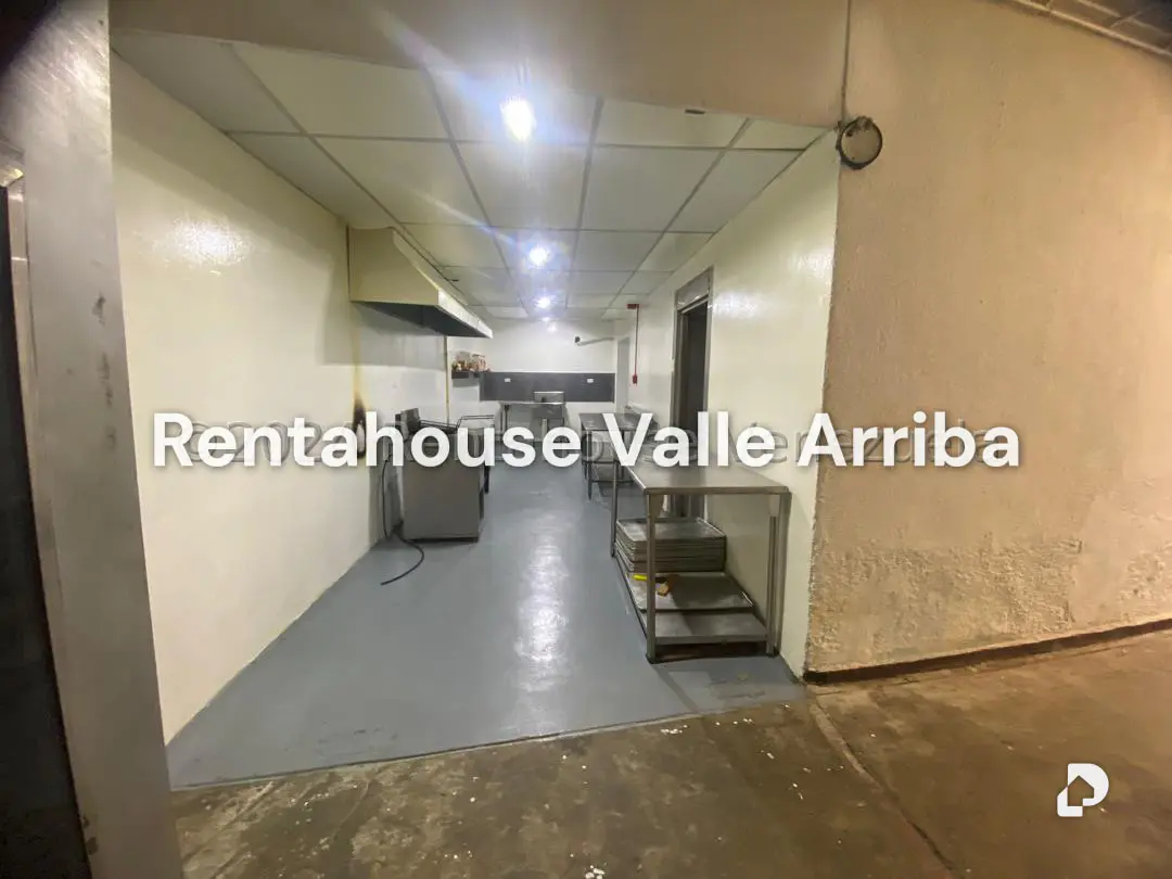 Local comercial en Bello Monte, Caracas – 8