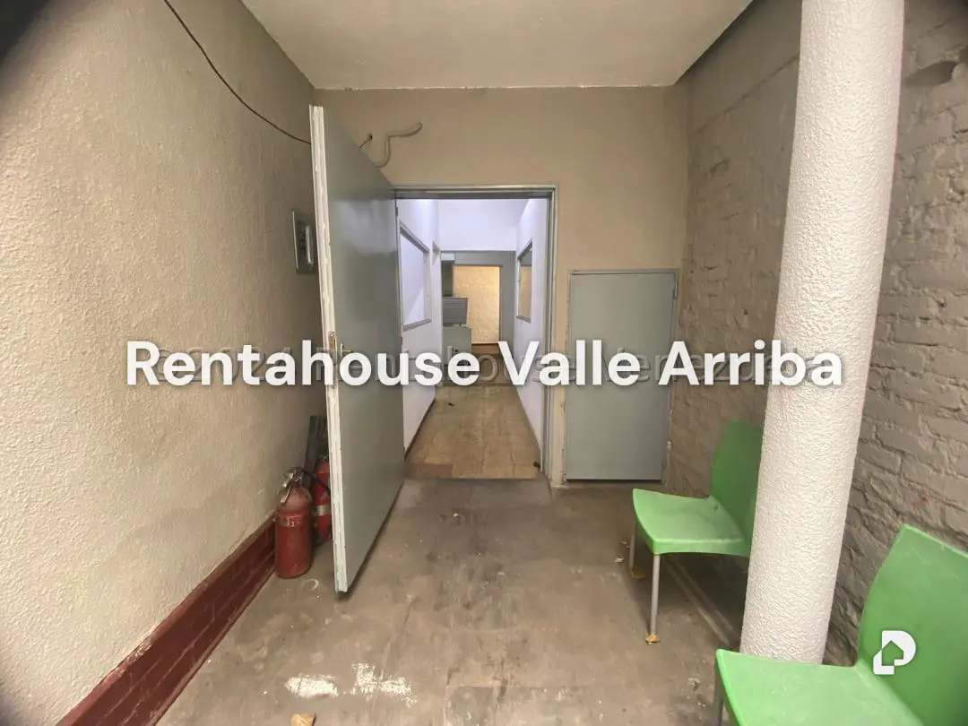 Local comercial en Bello Monte, Caracas – 4