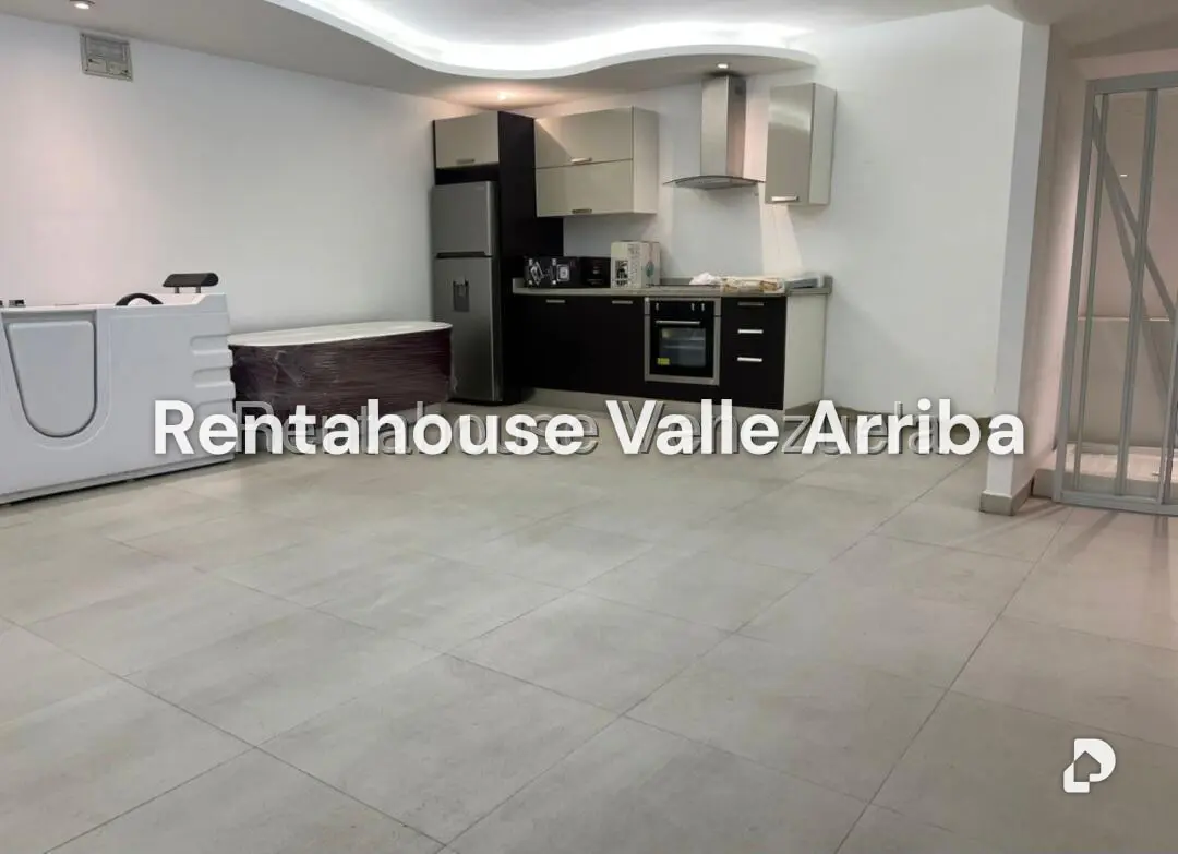 Local comercial en El Recreo, Caracas – 16