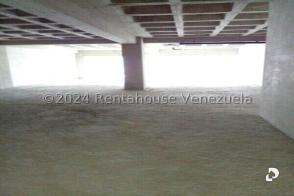 Oficina en Las Mercedes, Caracas – 17