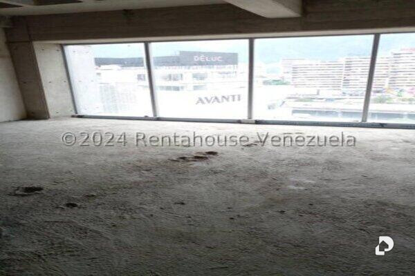 Oficina en Las Mercedes, Caracas – 13
