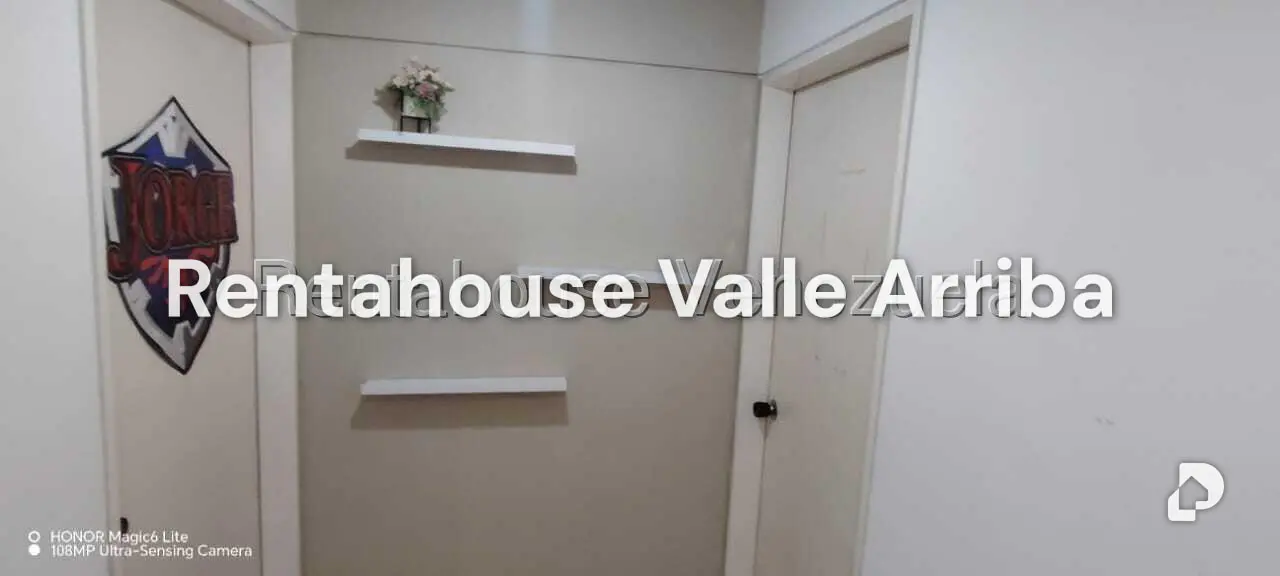 Apartamento en La Florida, Caracas – 28